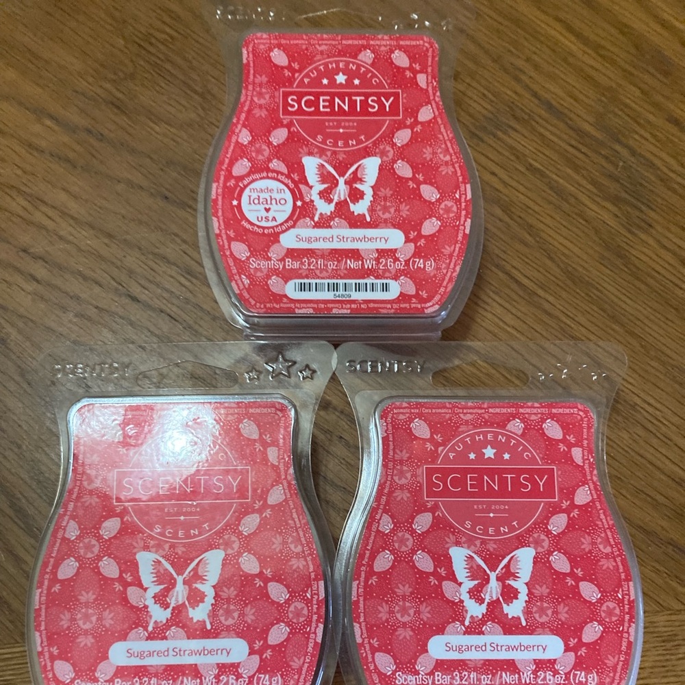 Scentsy sugared strawberry